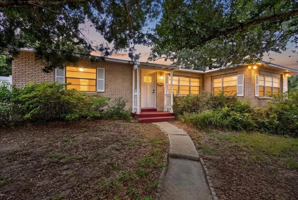 404 Pine Road, FL