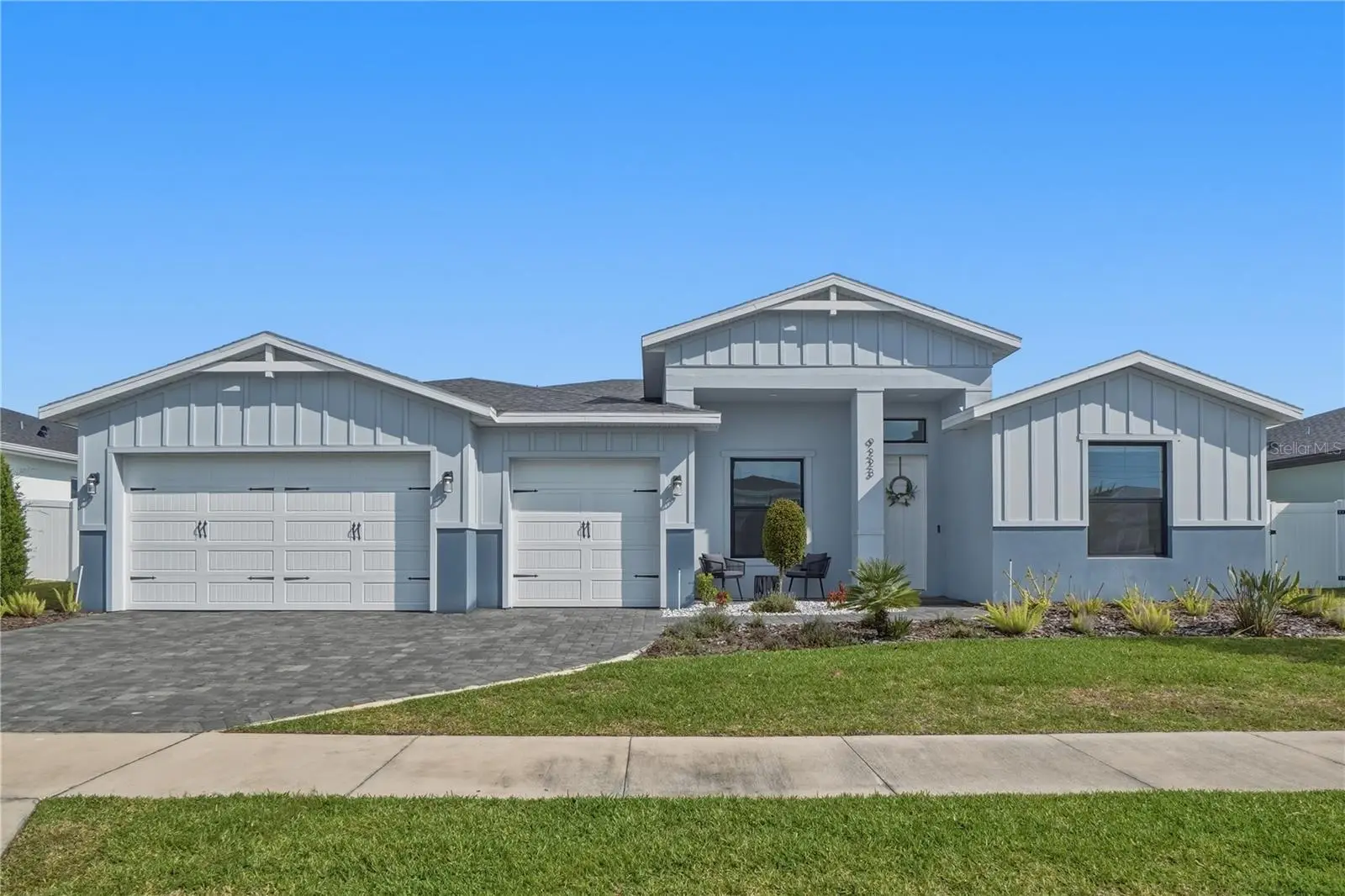 9223 Eagles Perch Place, FL