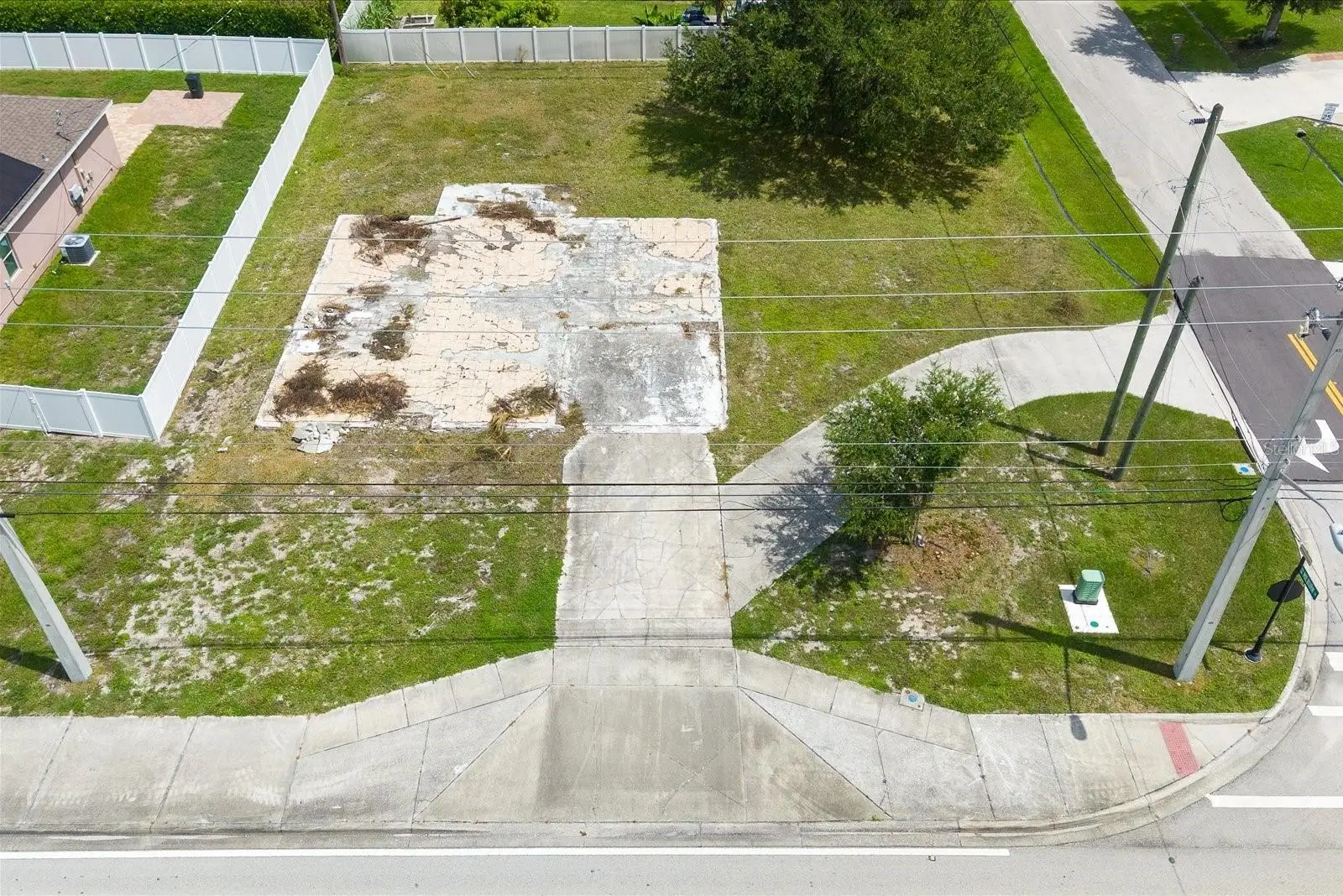 221 Becker Road, FL