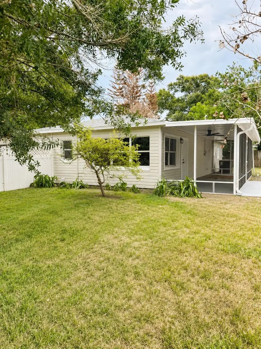 1725 Park Drive, FL