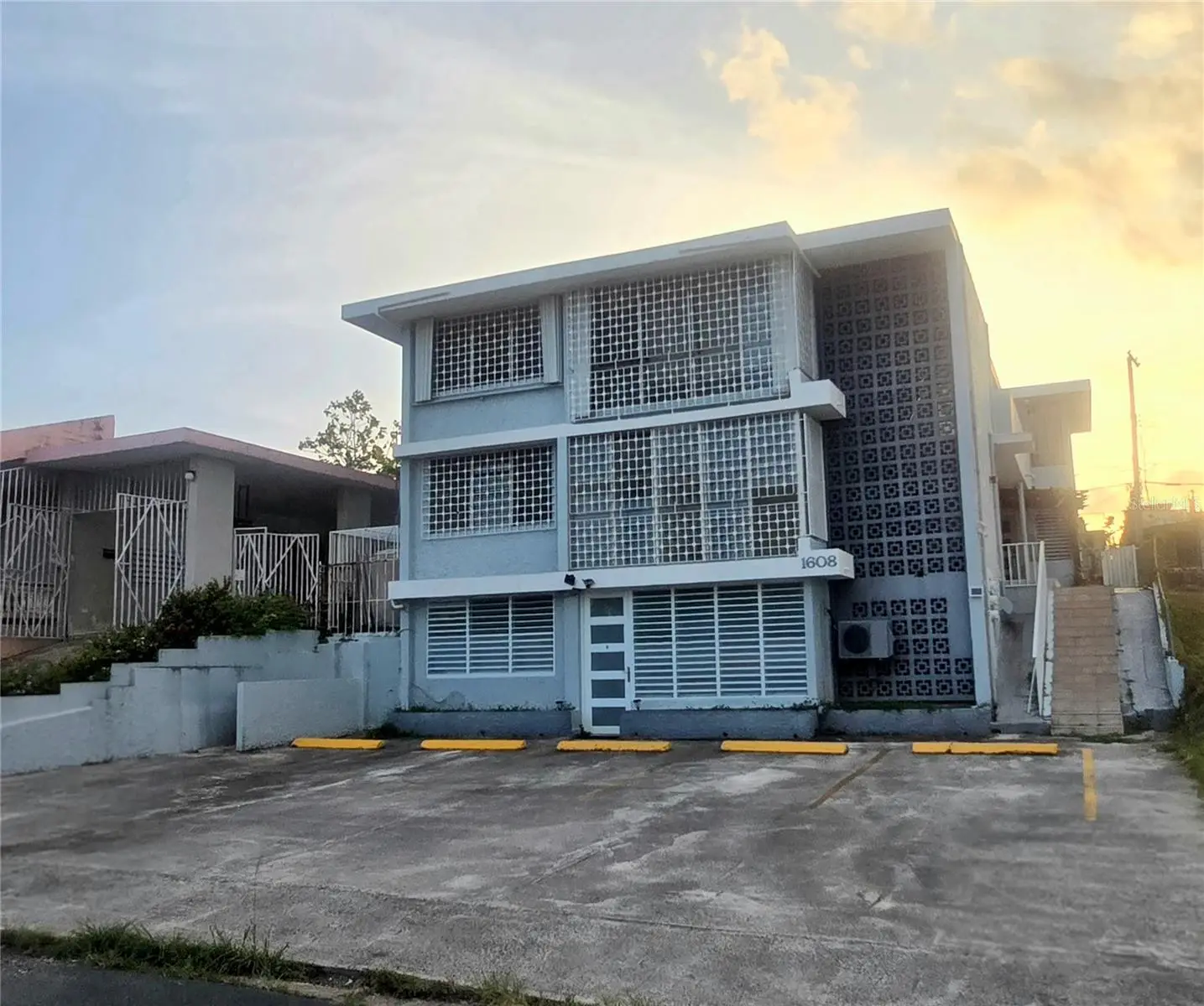 1608 Tamesis, PR