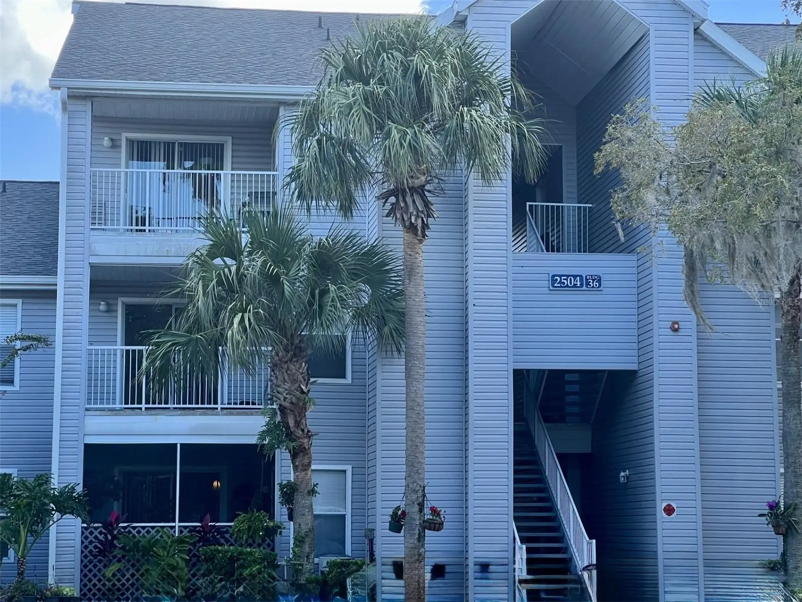2504 Grassy Point Drive, FL