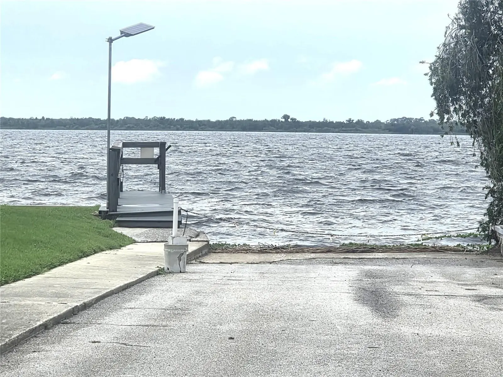 628 Lakeside Ranch Lane, FL