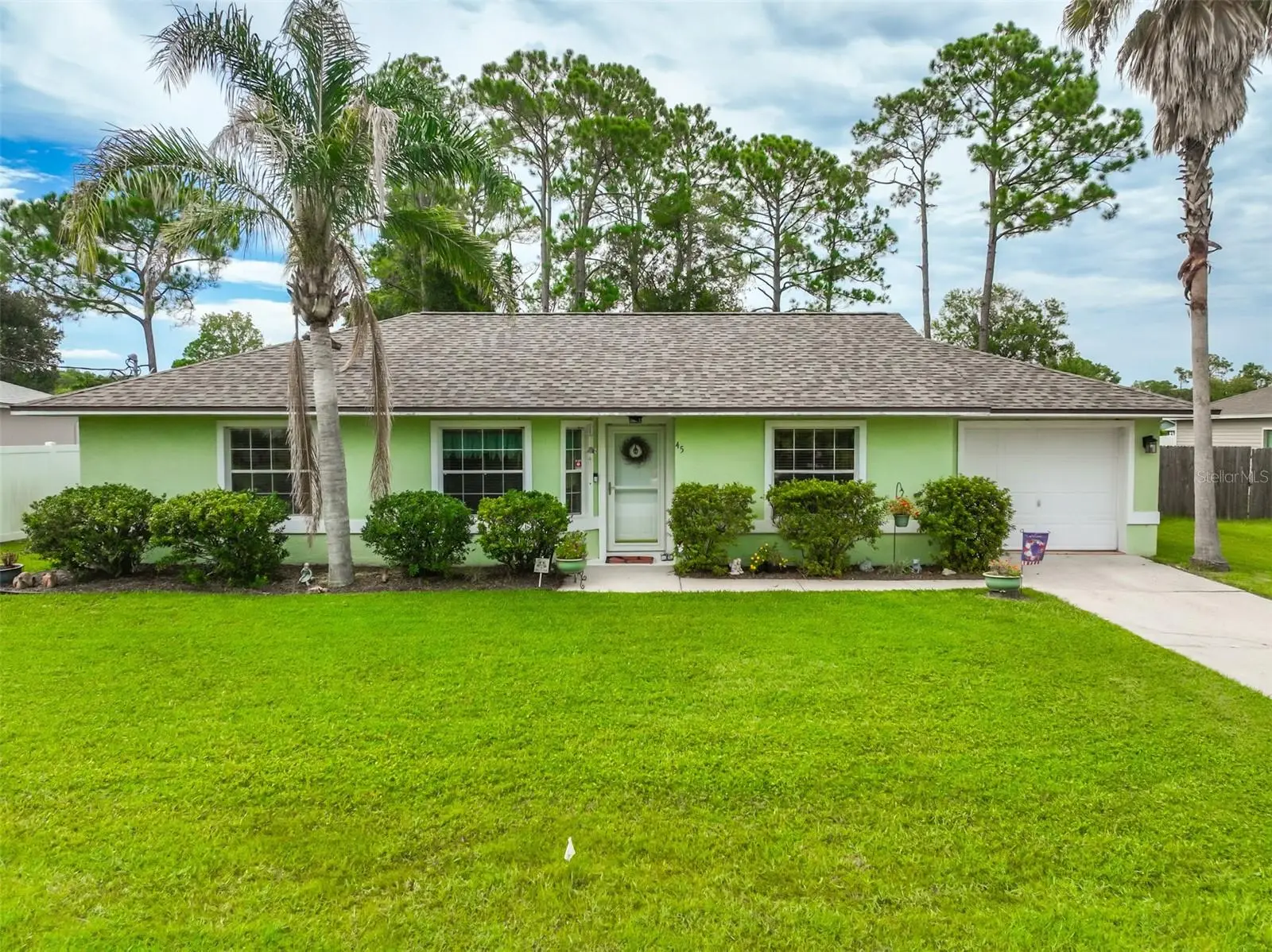 45 Pershing Lane, FL