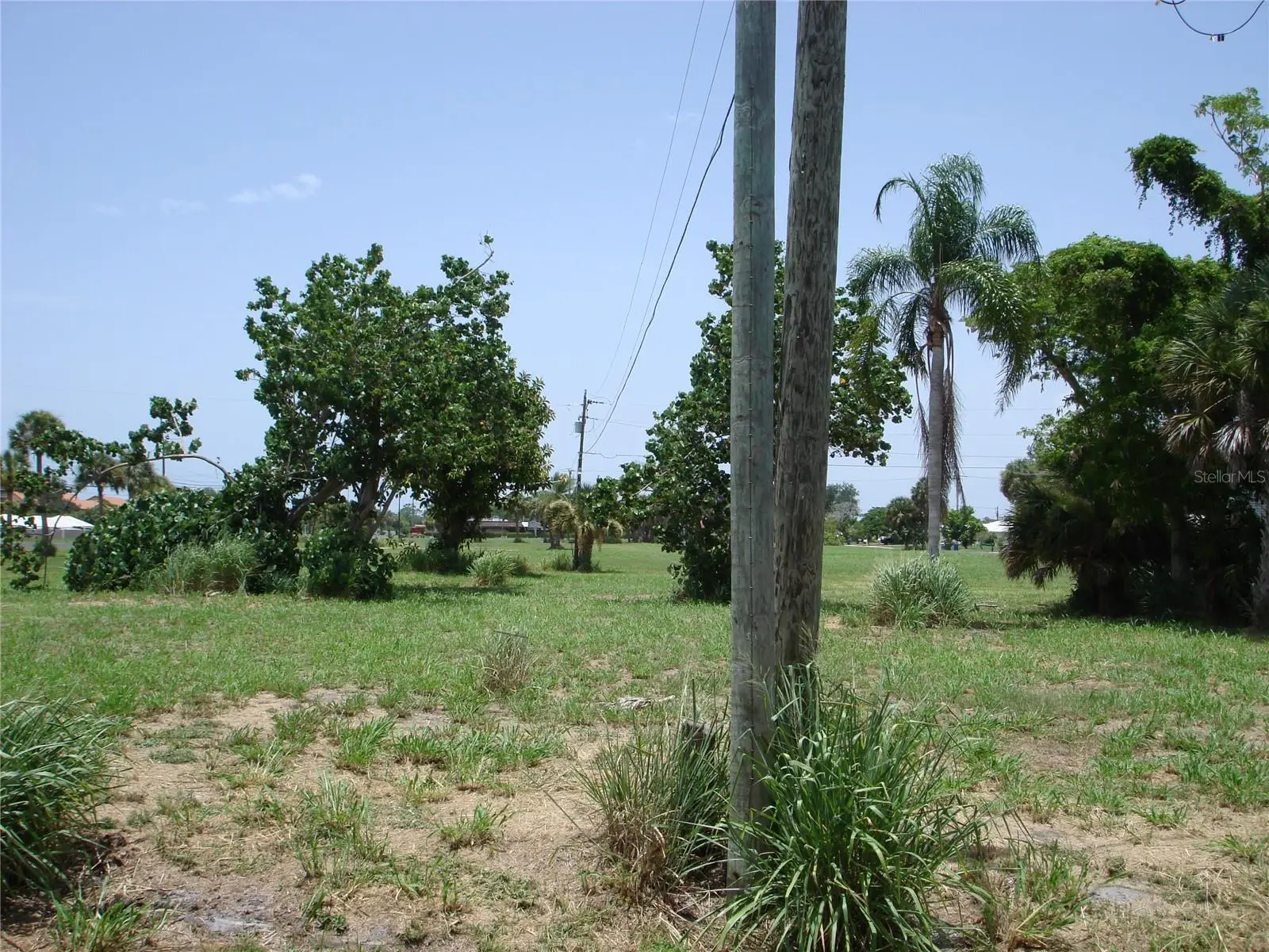 2301 Tamiami Trail, FL
