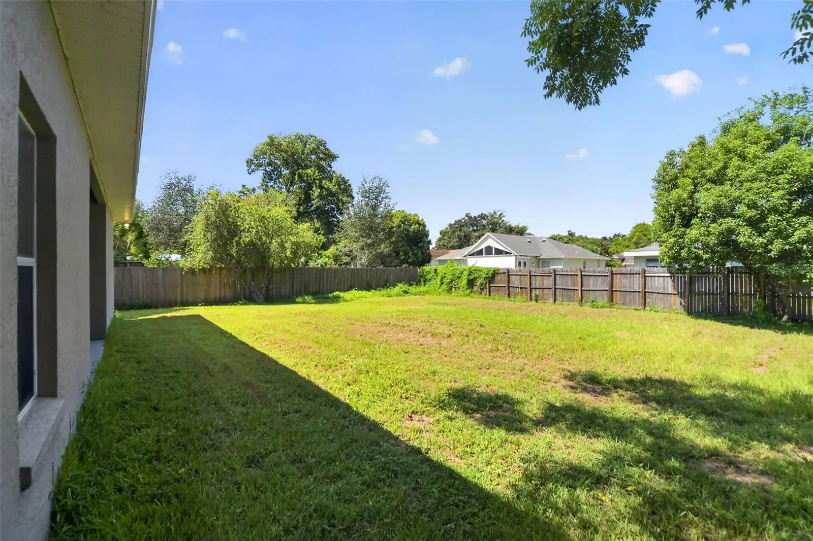 300 Woodland Street, FL