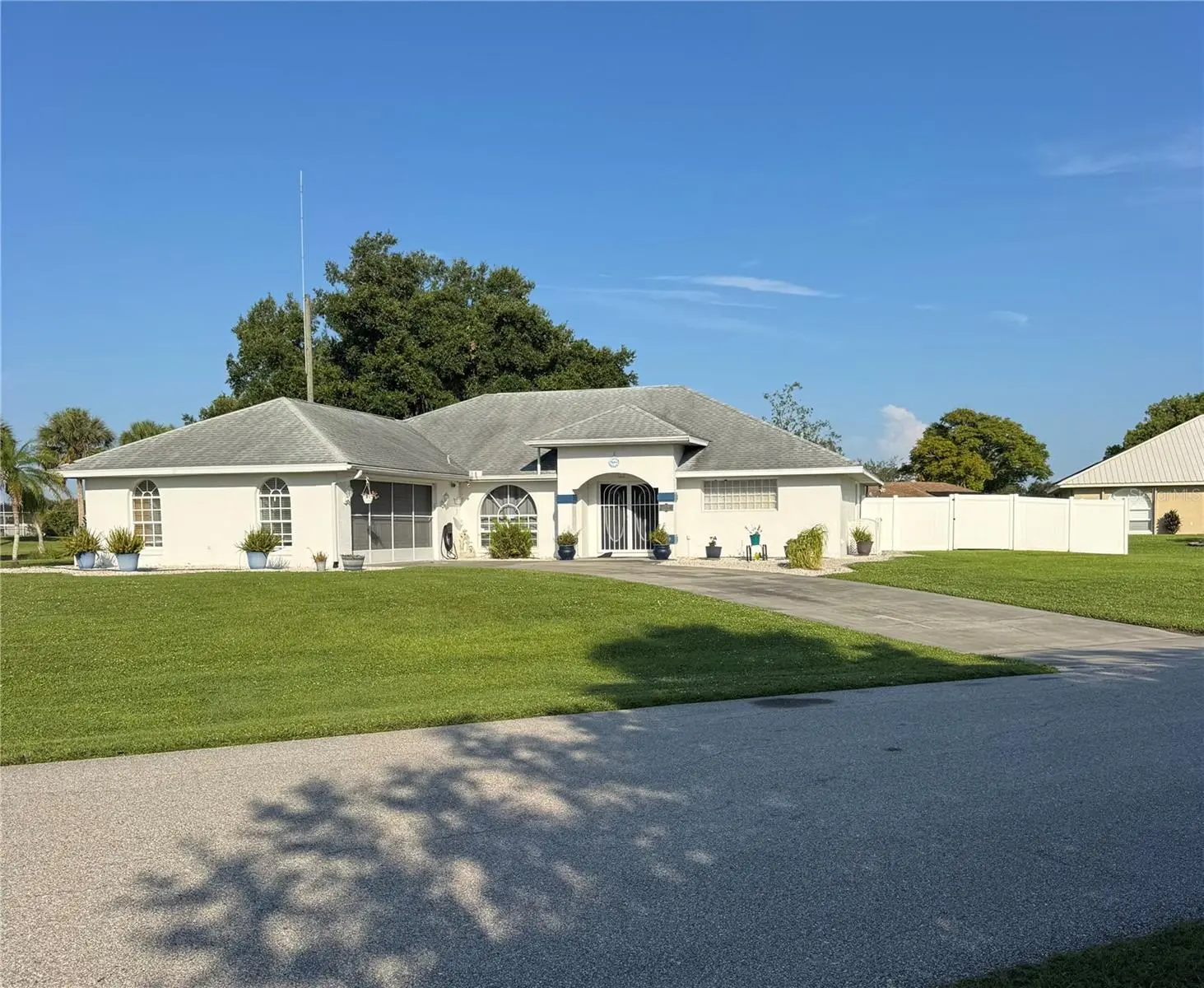 6233 Pebble Lane, FL