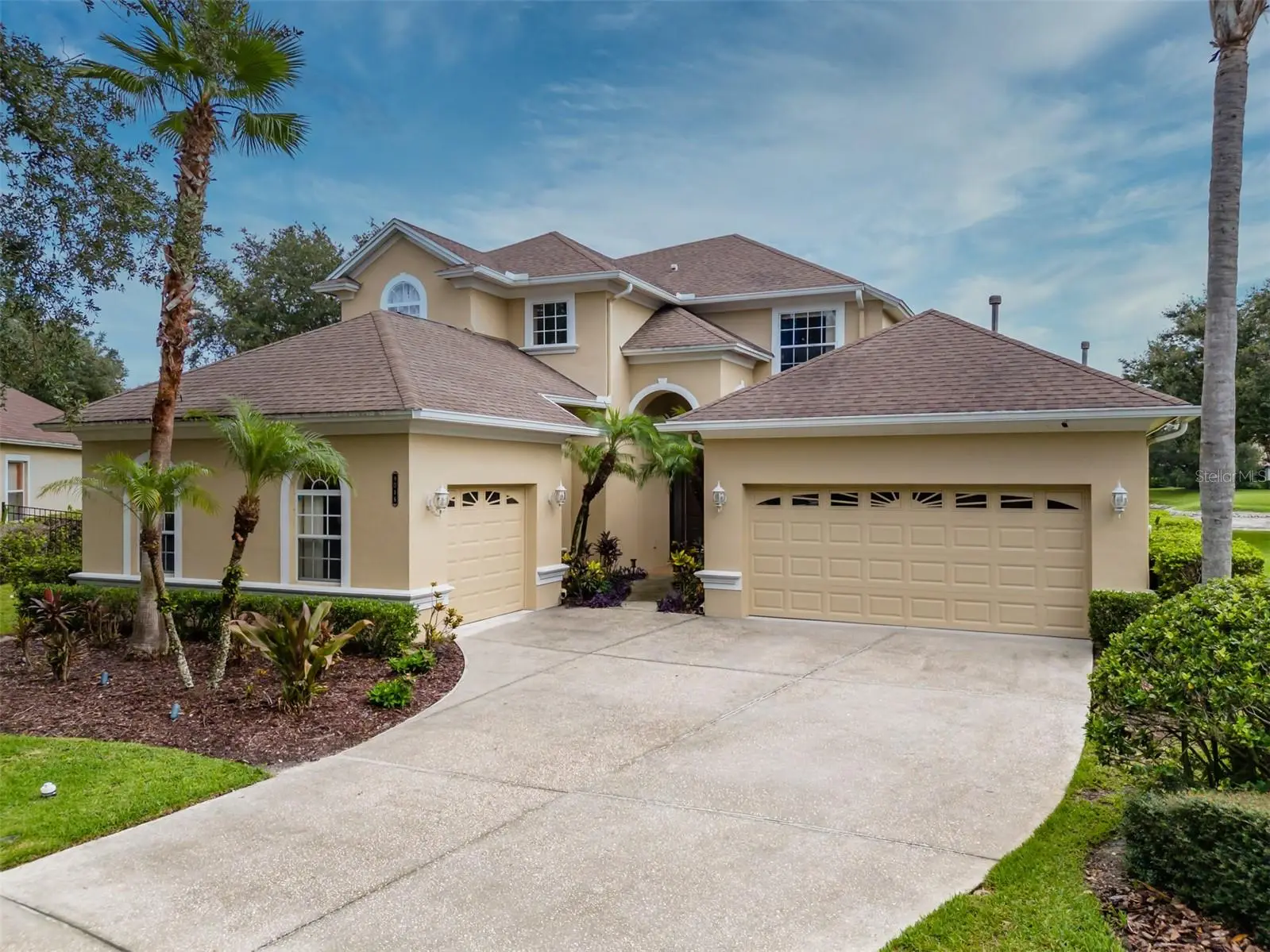 8016 Cypress Crossing Court, FL
