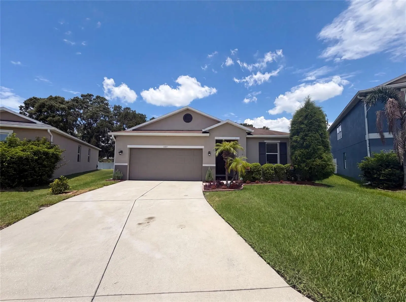 4311 Moon Shadow Loop, FL