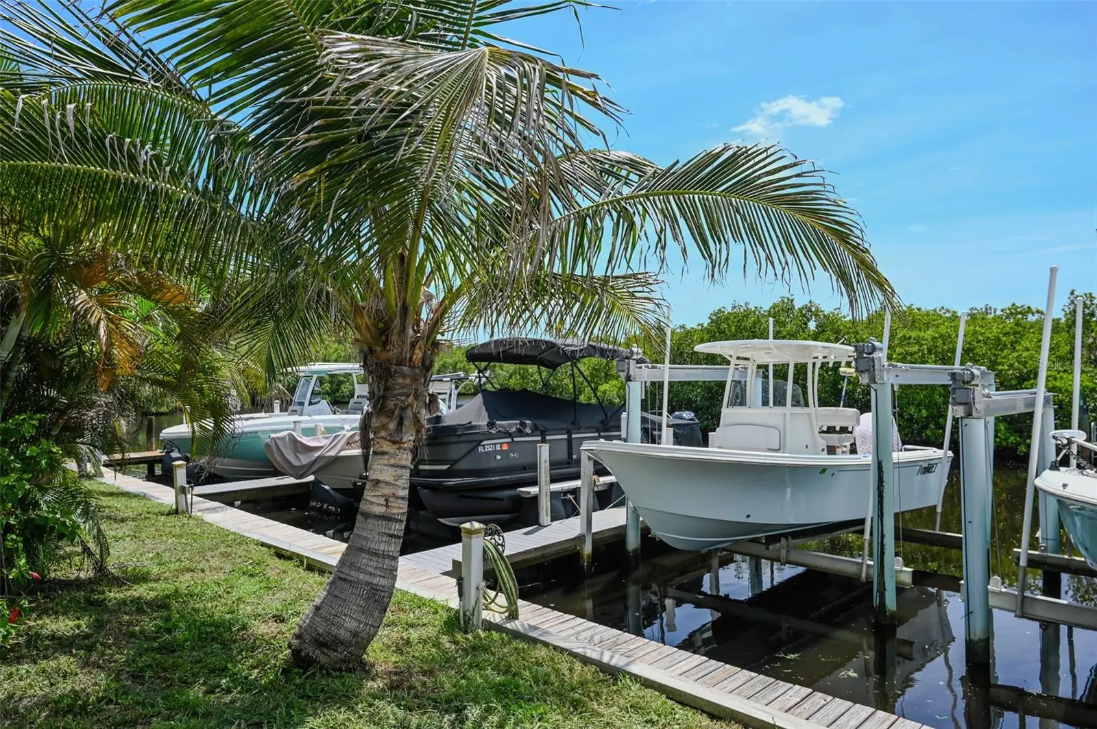 6817 Bayshore Road, FL
