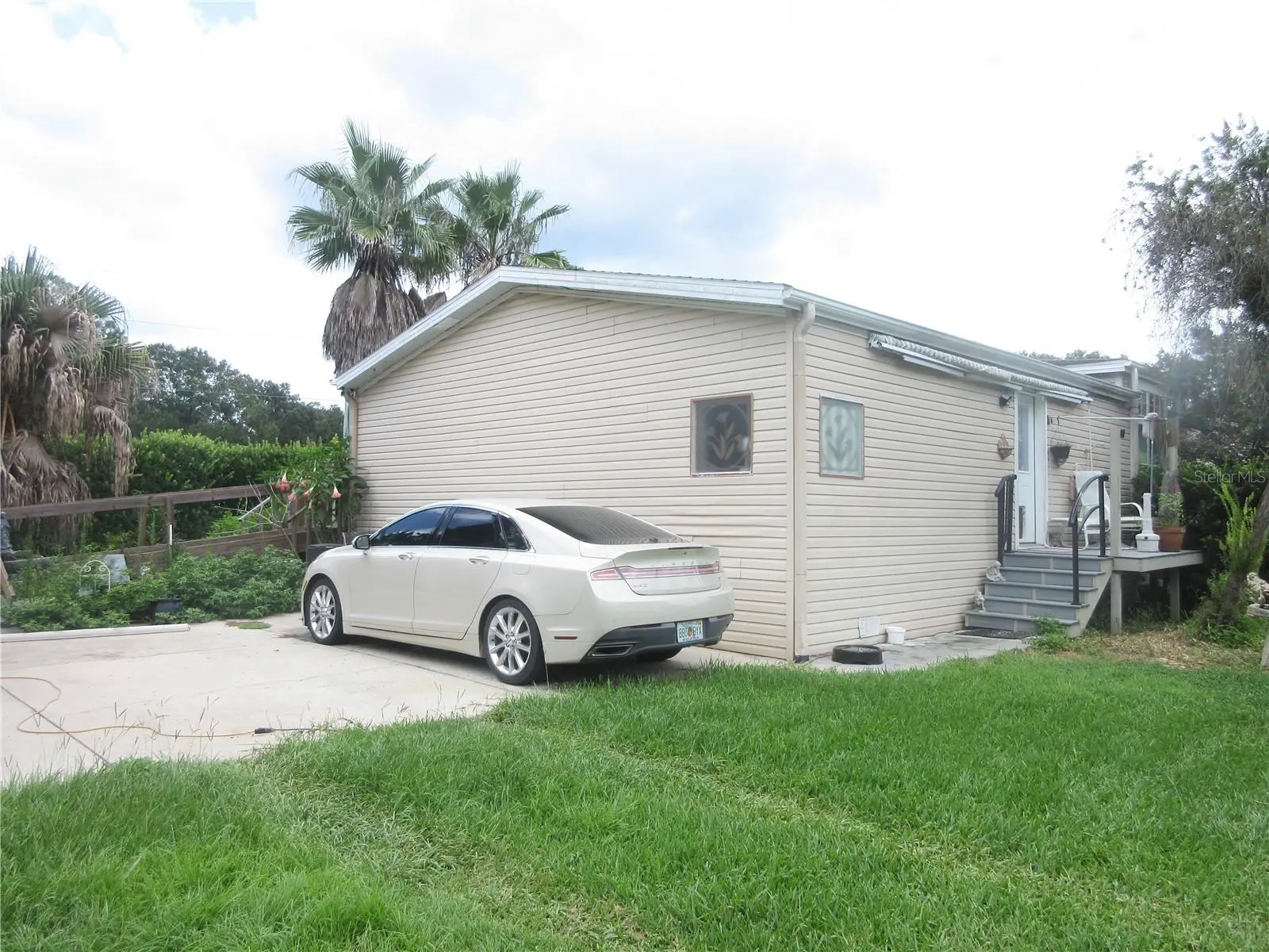 16000 Hwy 329, FL