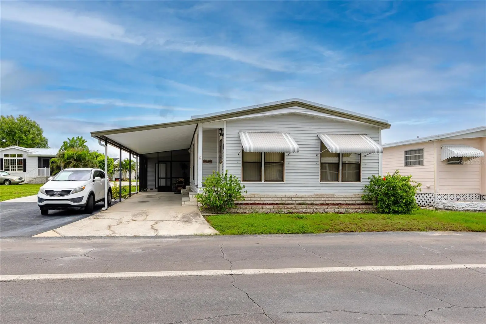 6821 Americana Drive, FL