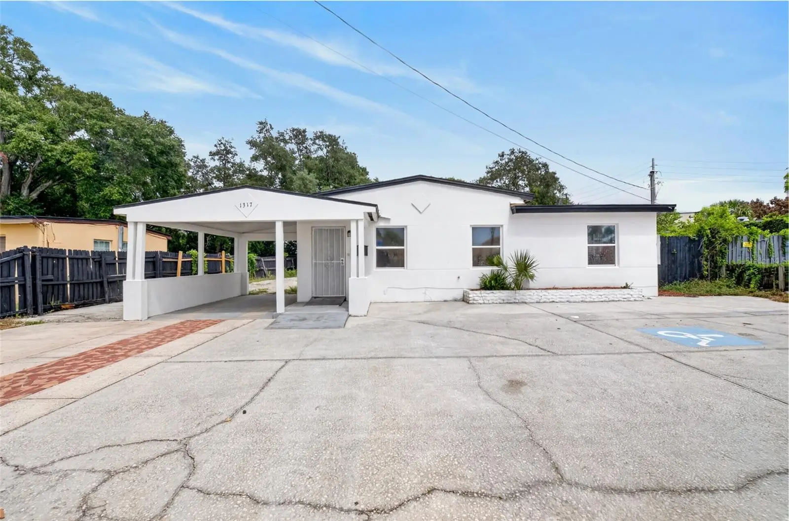 1317 Pine Hills Road, FL