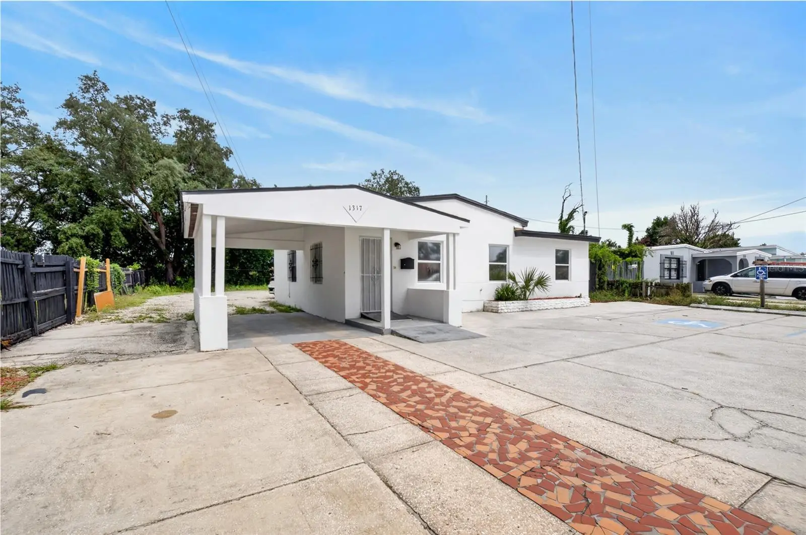 1317 Pine Hills Road, FL
