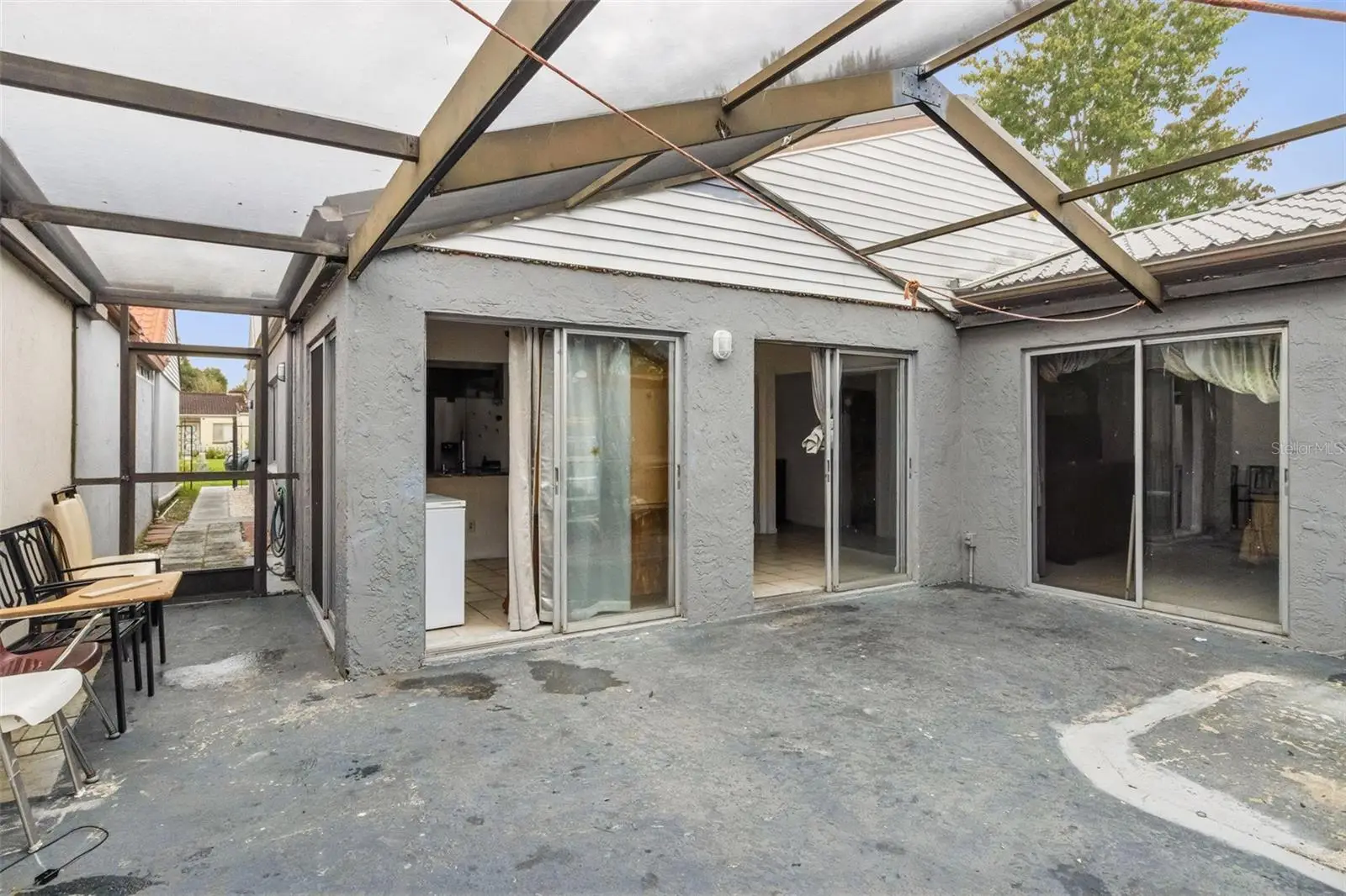 271 Mariposa, FL