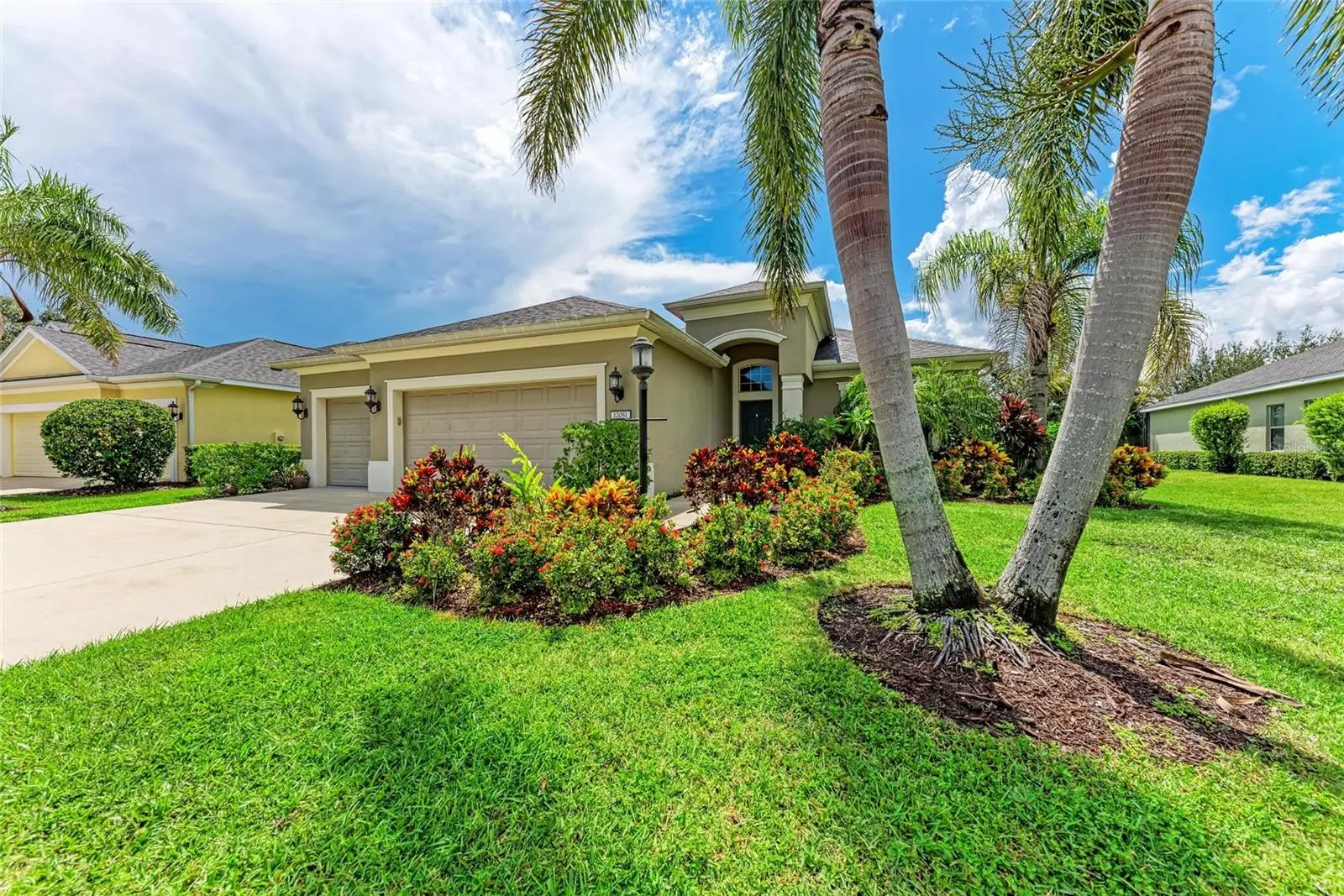 12051 Forest Park Circle, FL
