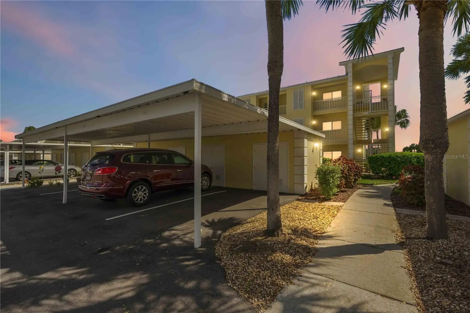 406 Cerromar Circle, FL
