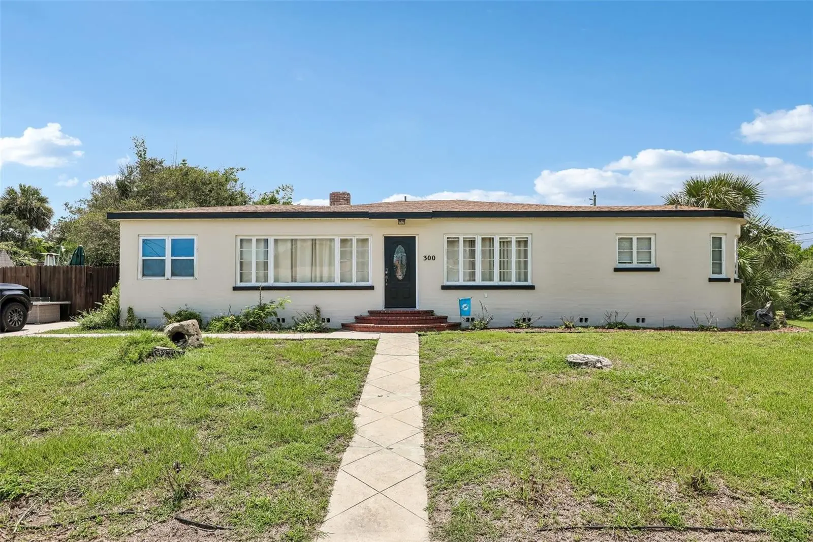 300 Revilo Boulevard, FL