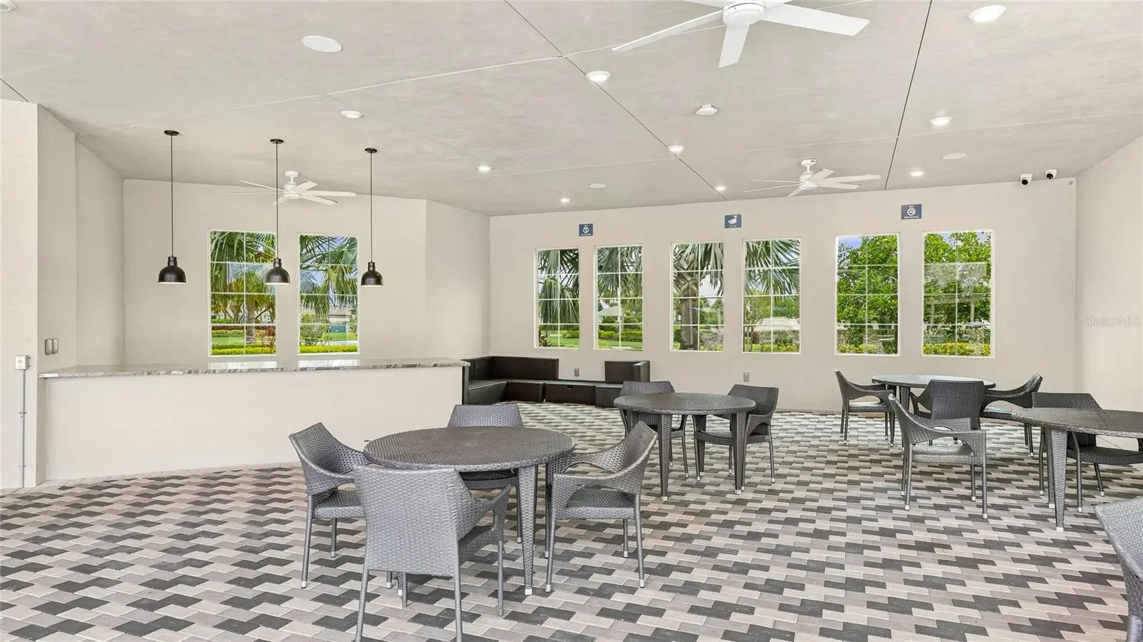 10116 Charlotte Drive, FL