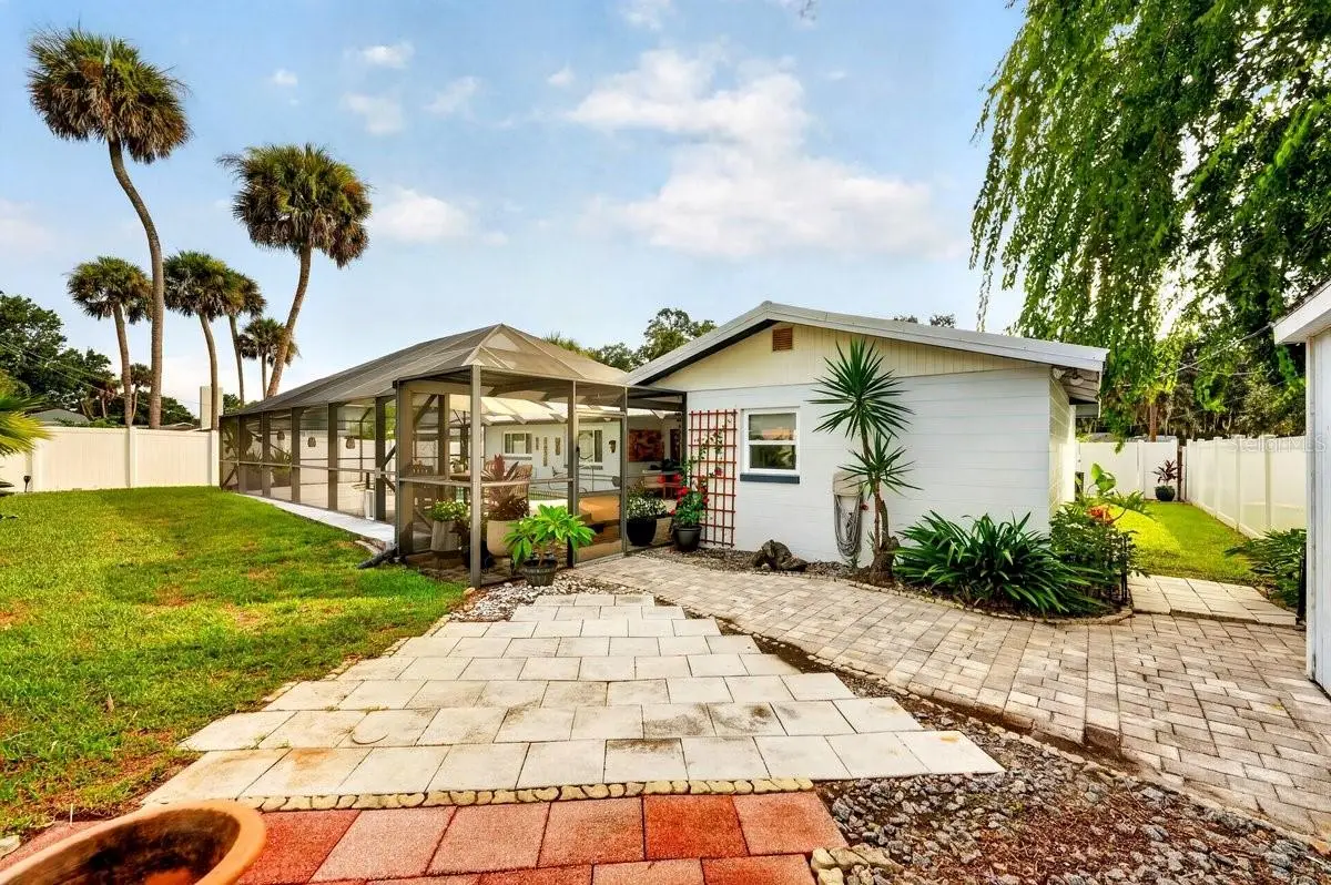 237 Brittany Avenue, FL