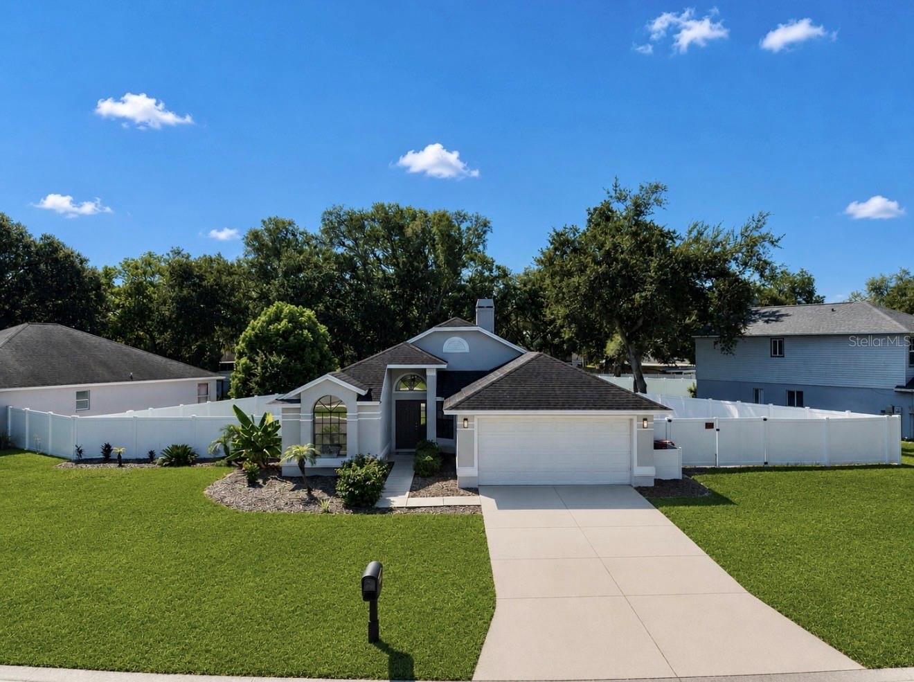 4302 Longfellow Drive, FL