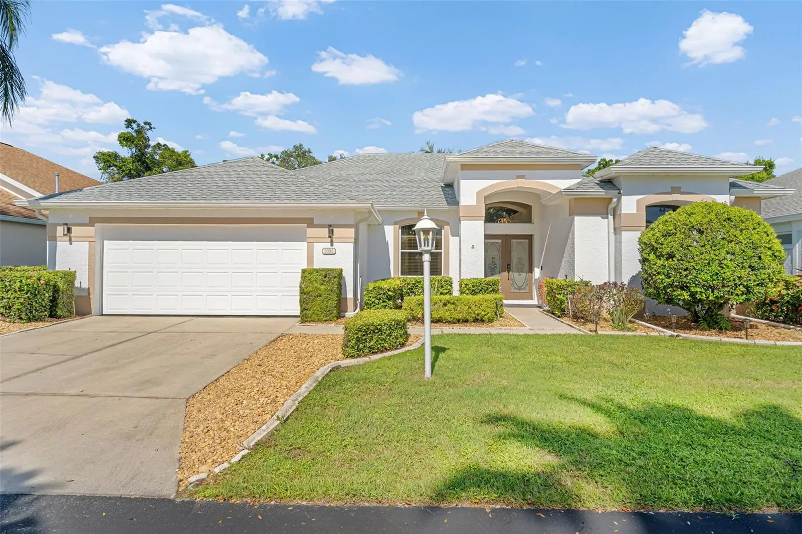3333 Yonge Avenue, FL