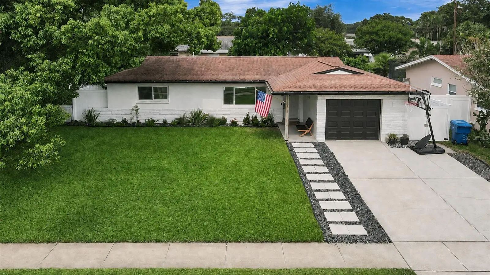 510 Hillcrest Drive, FL