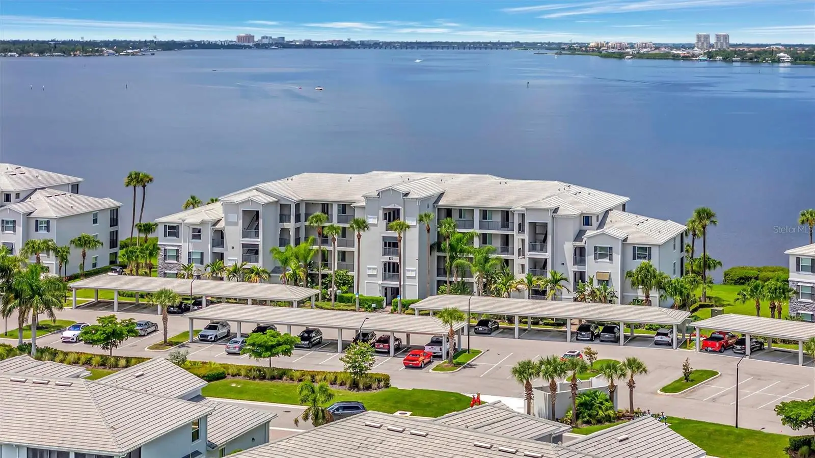 920 Tidewater Shores Loop, FL