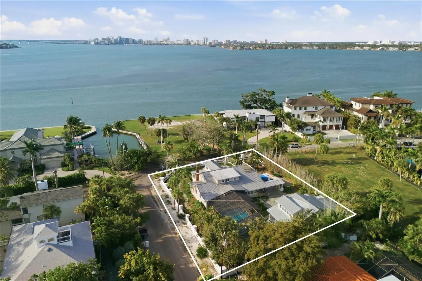 604 Norsota Way, FL