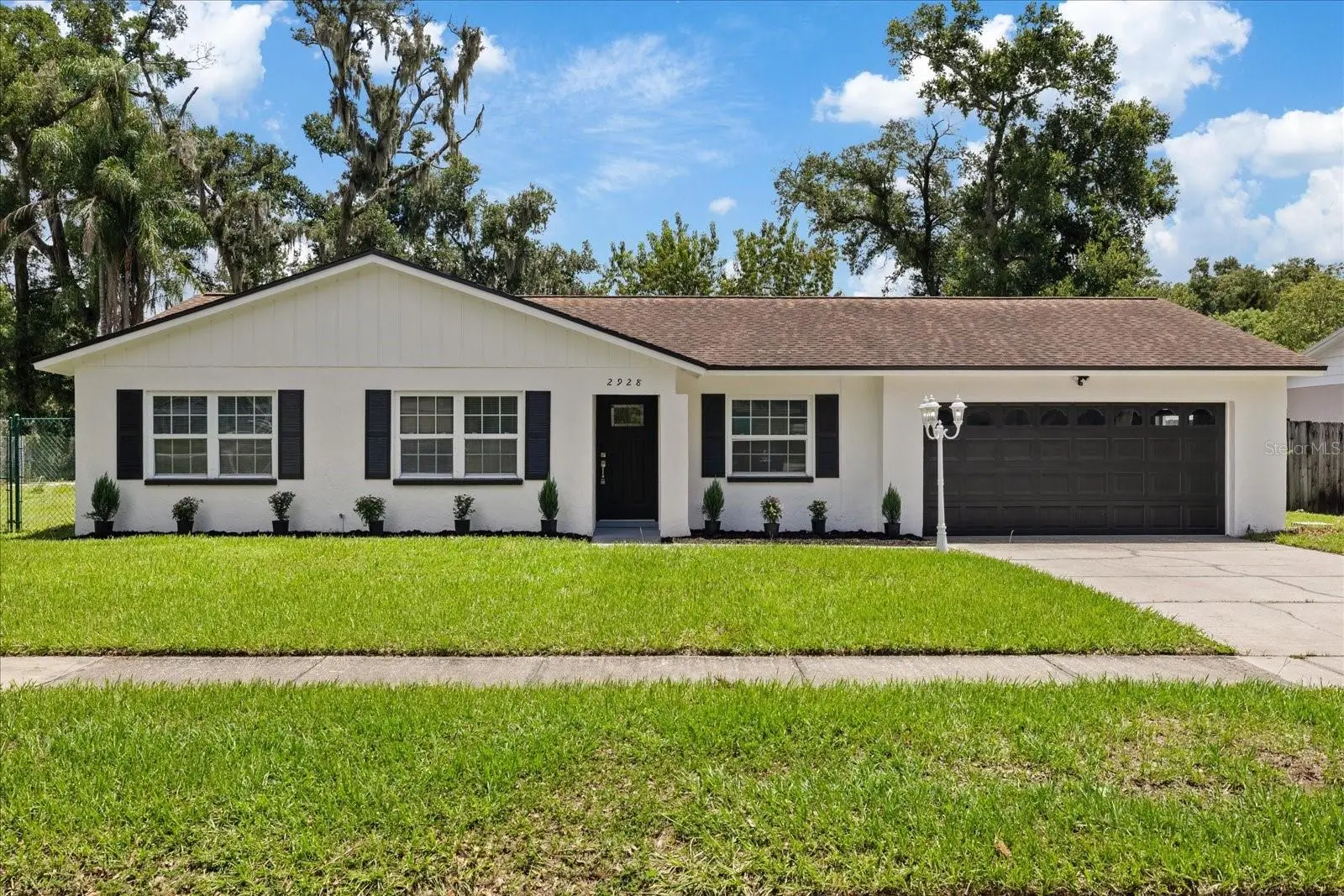 2928 Forest Circle, FL