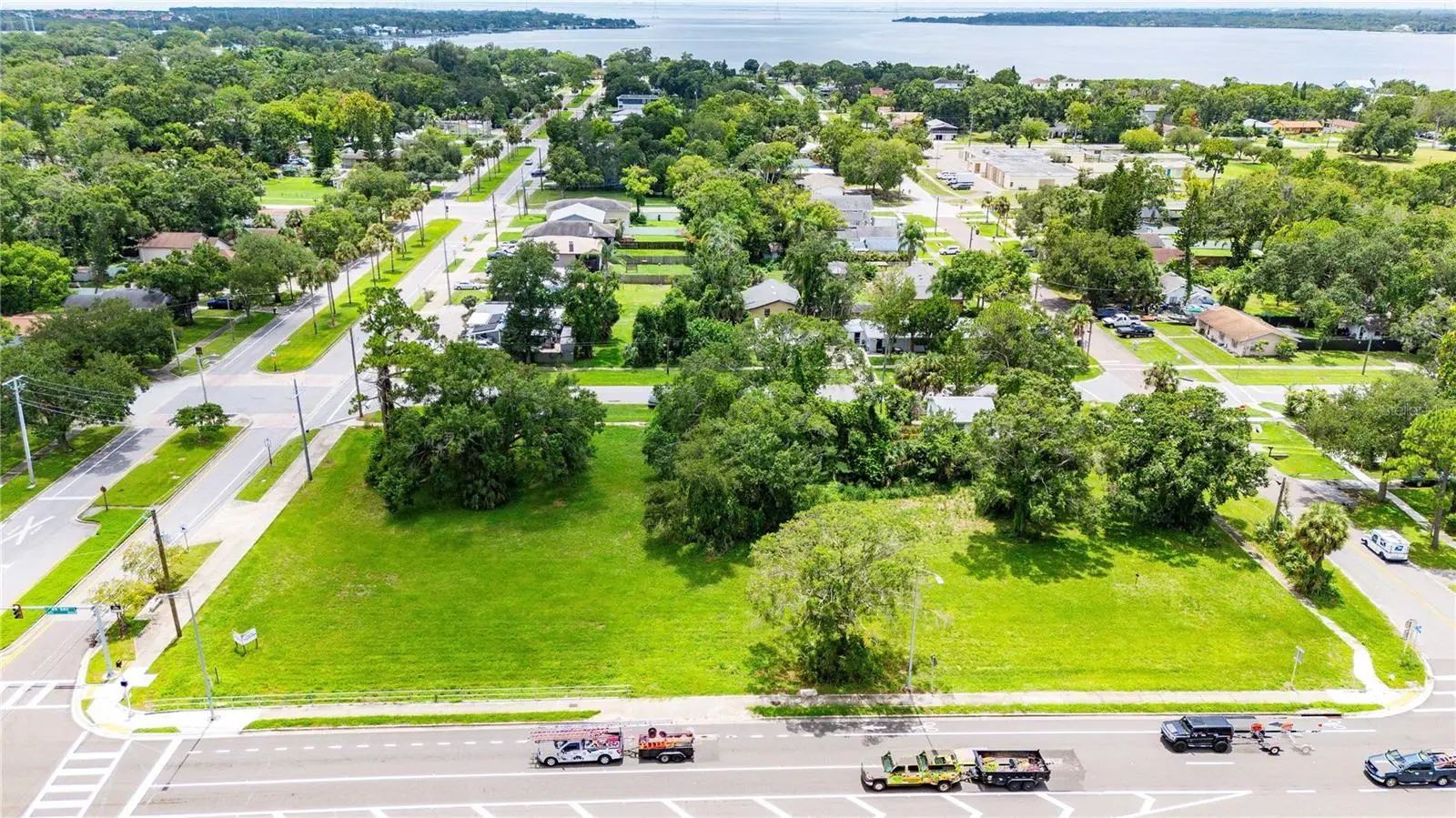 205 Chestnut Street, FL