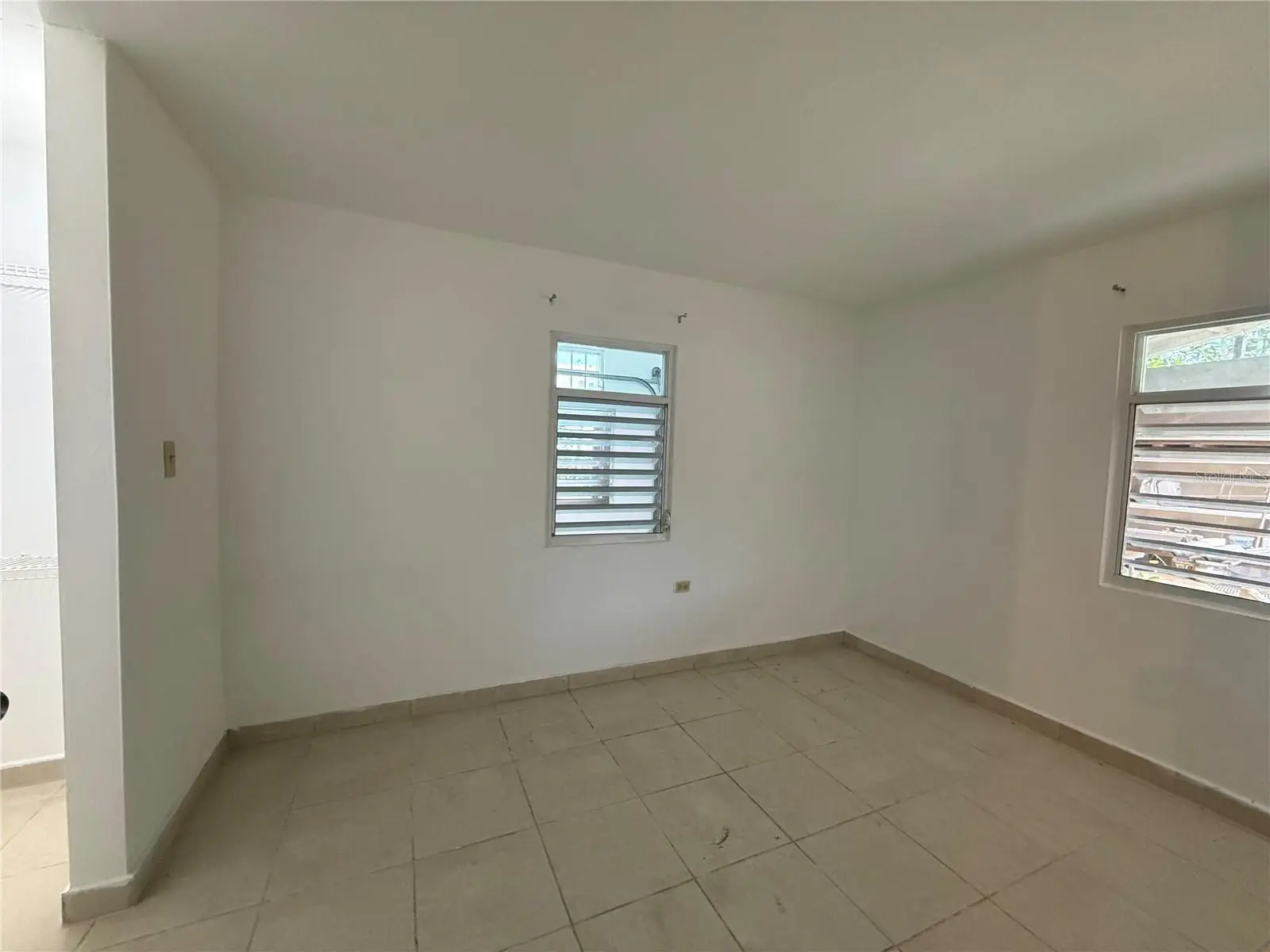 223 Almendro, PR