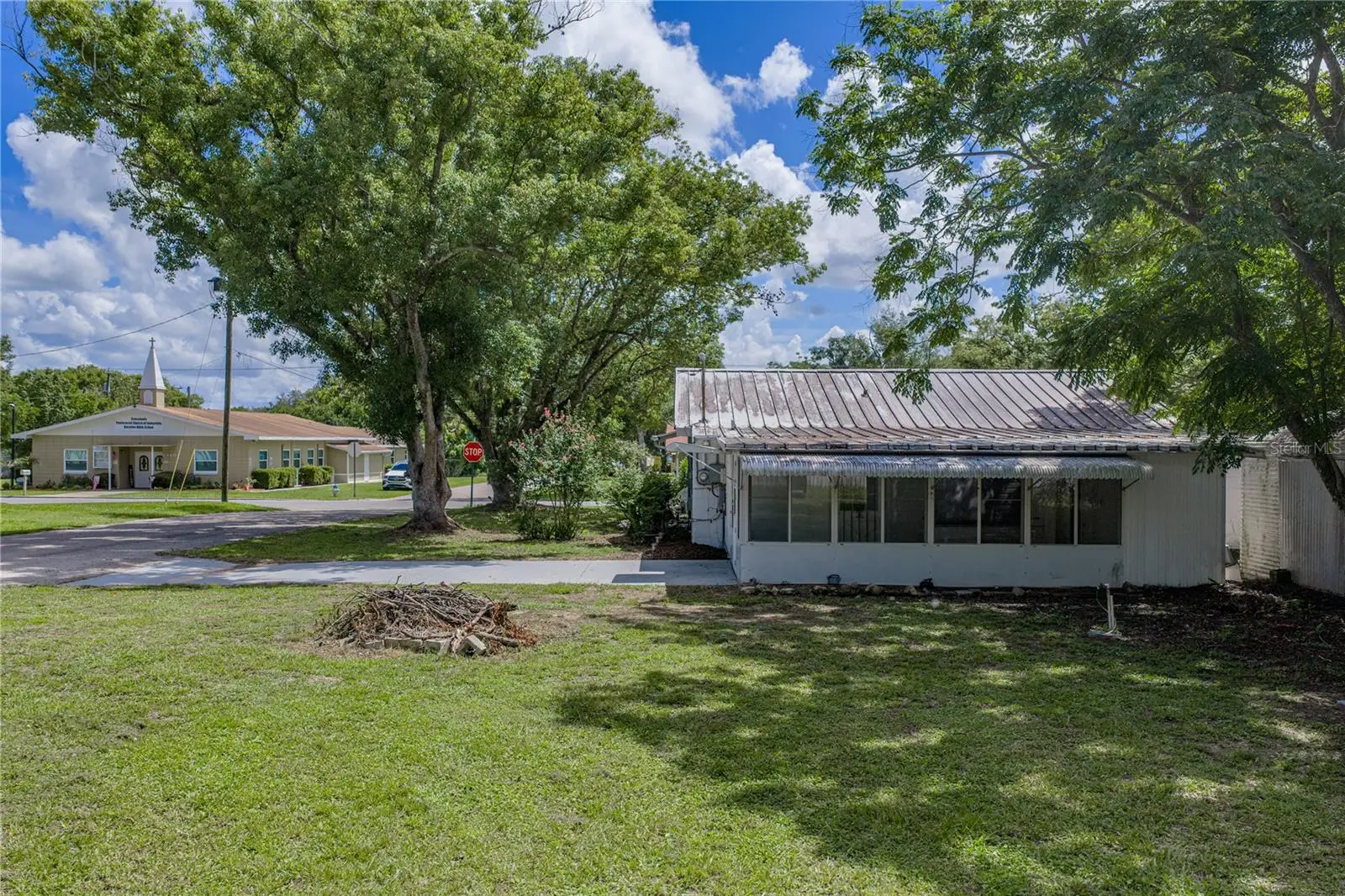 5207 10th Street, FL