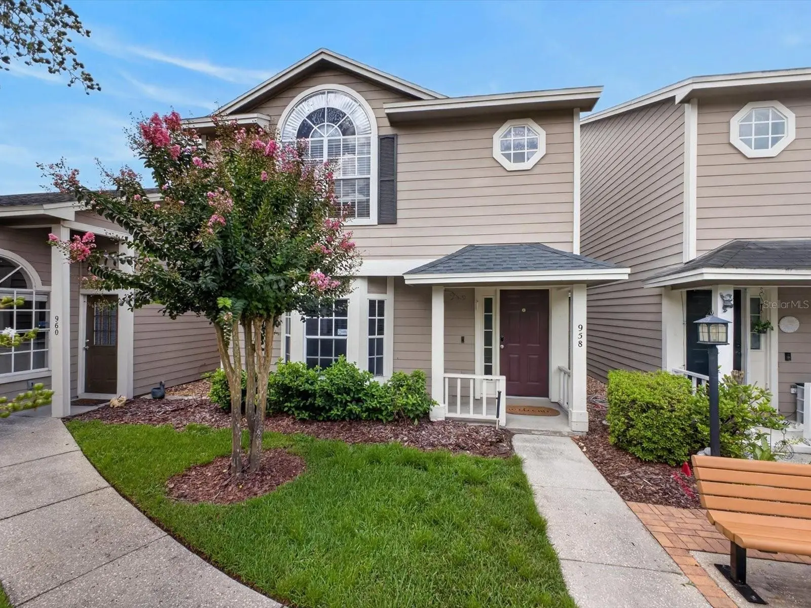 958 Sykes Court, FL