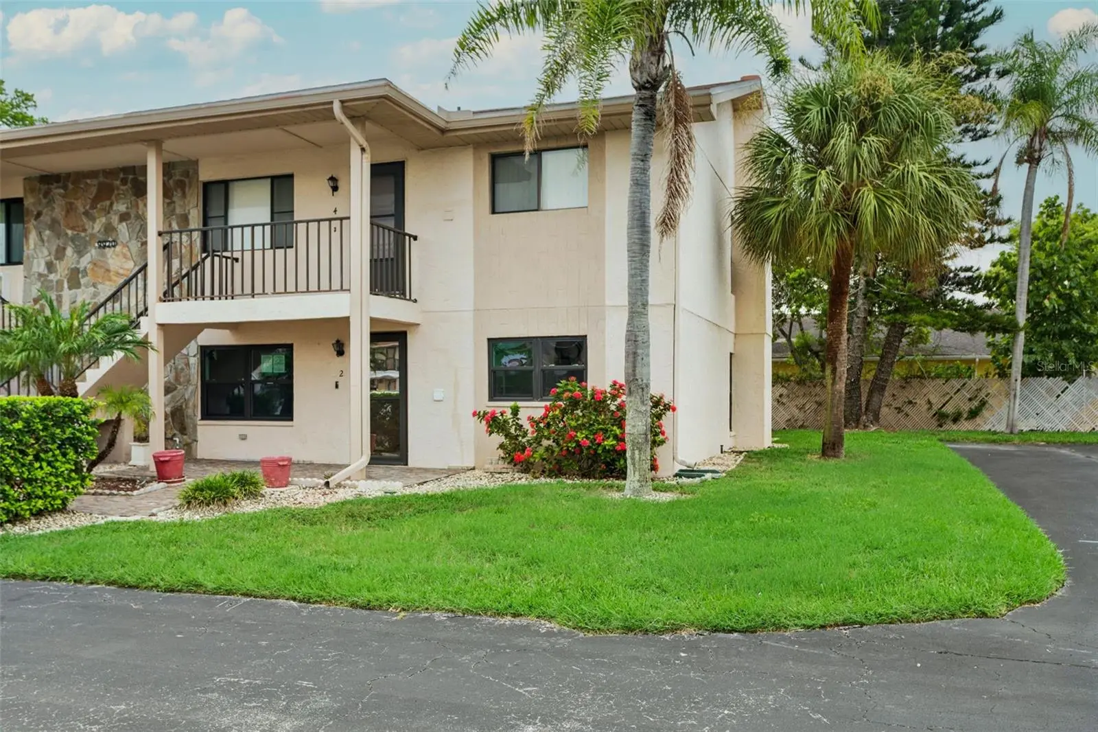 9920 Eagles Point Circle, FL