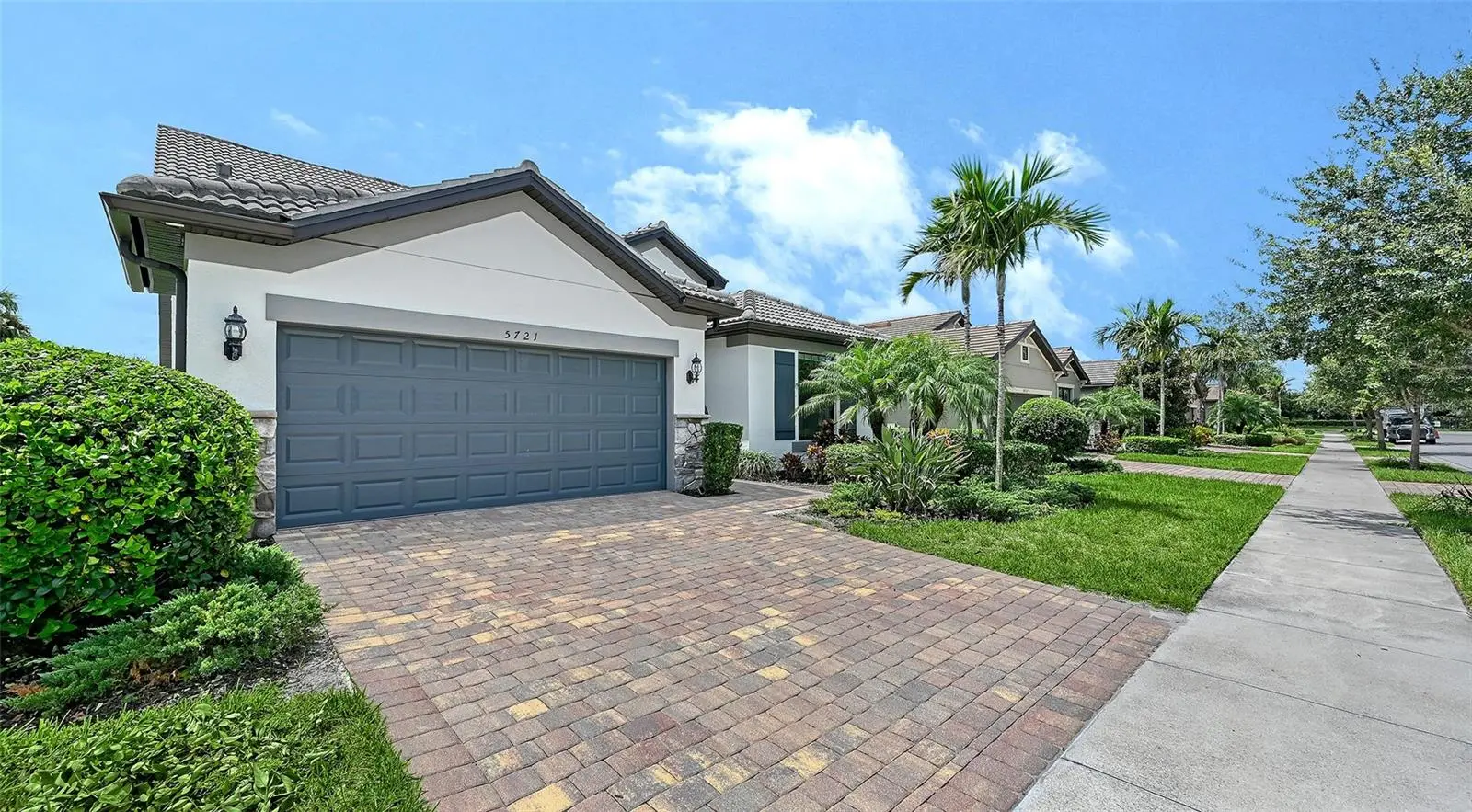 5721 Sweet Leaf Way, FL
