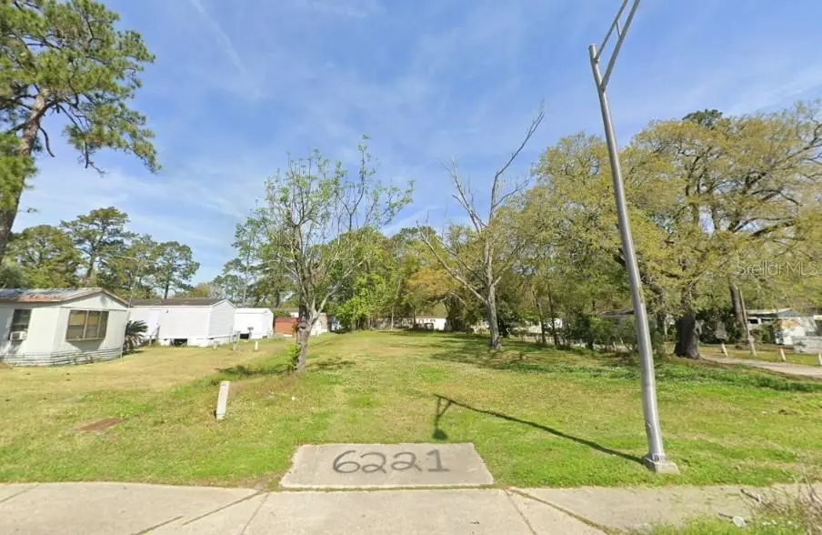 6221 Collins Road, FL