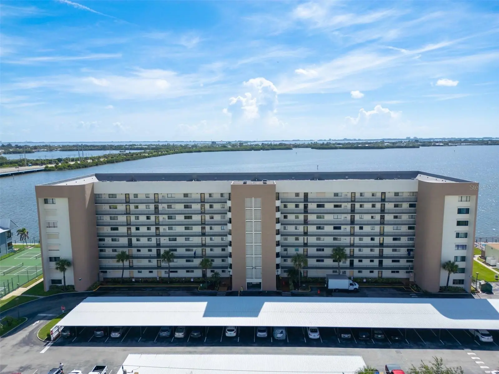 200 Sykes Creek Parkway, FL