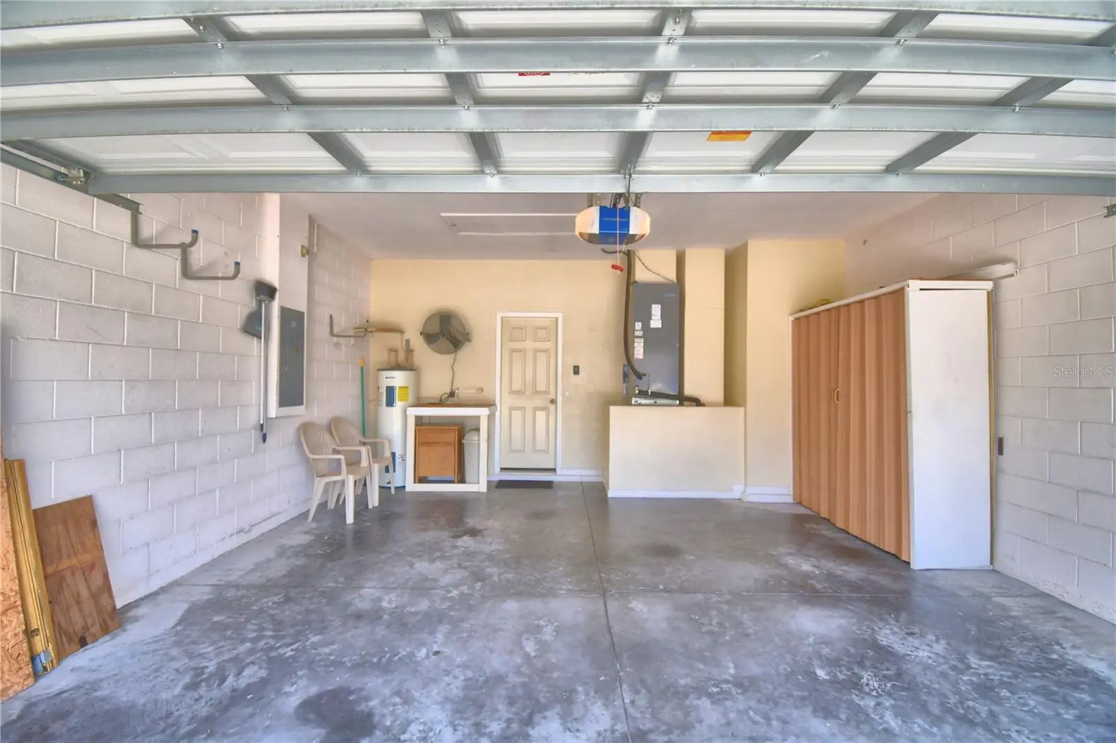 5621 Forest Ridge Drive, FL