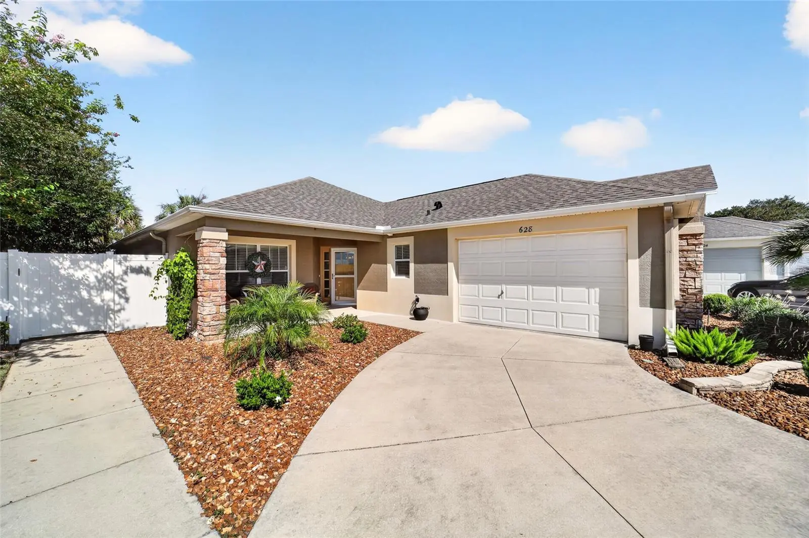 628 Bermudez Court, FL