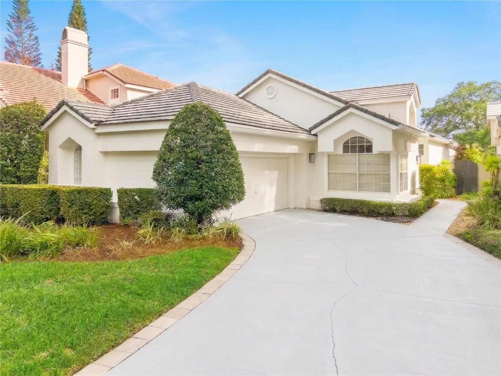1240 Glencrest Drive, FL