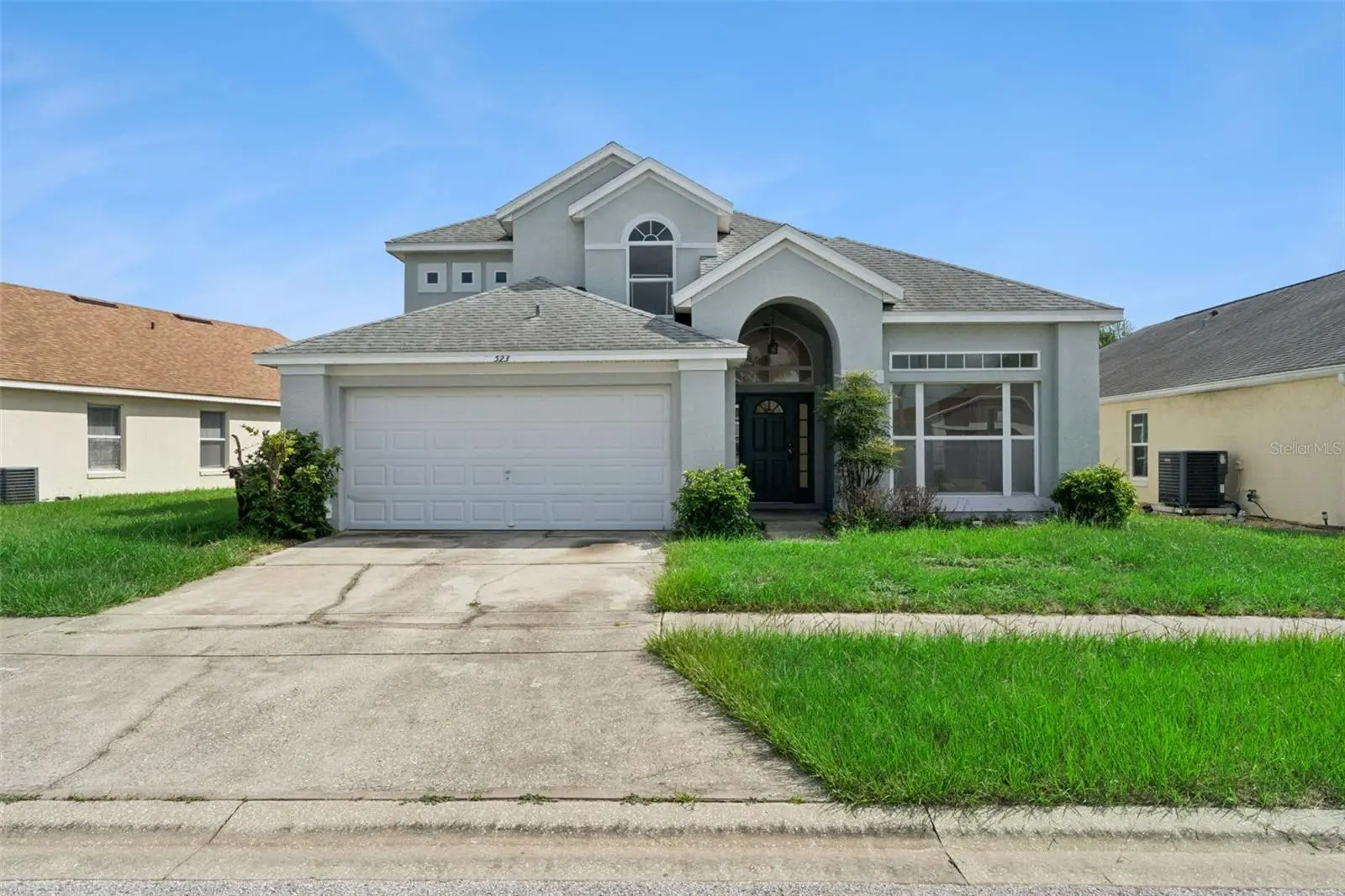 523 Rochester Loop, FL