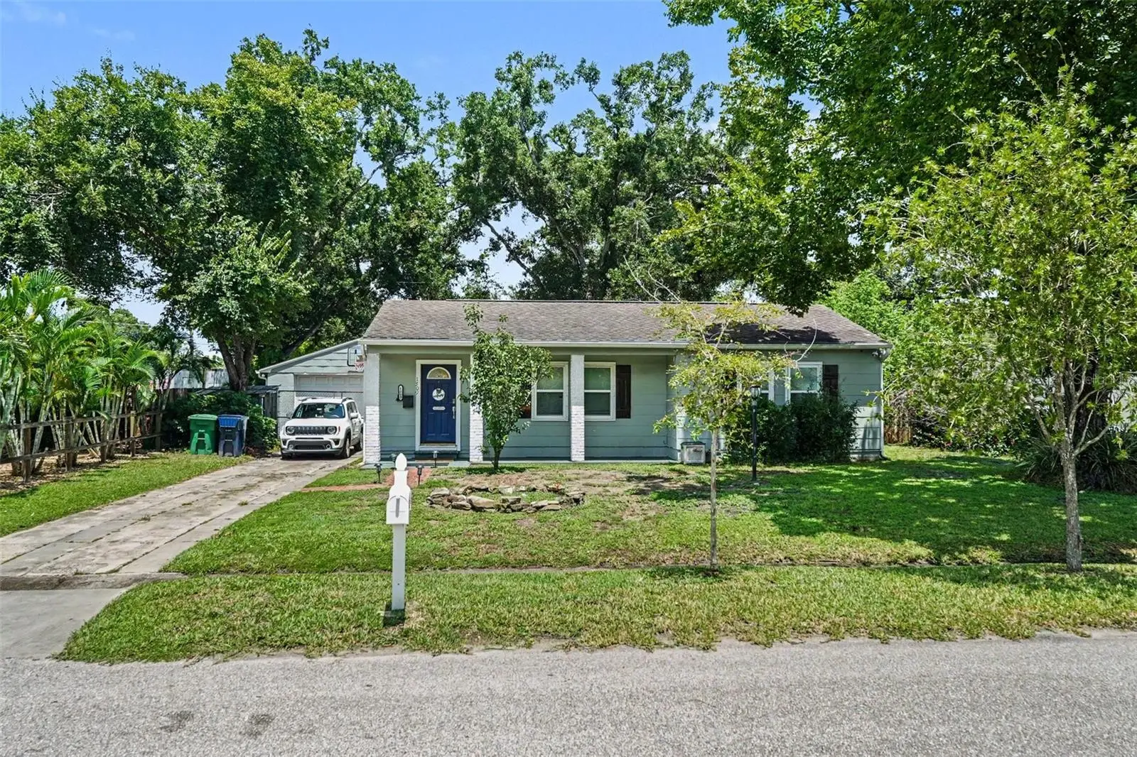 1509 Barr Drive, FL