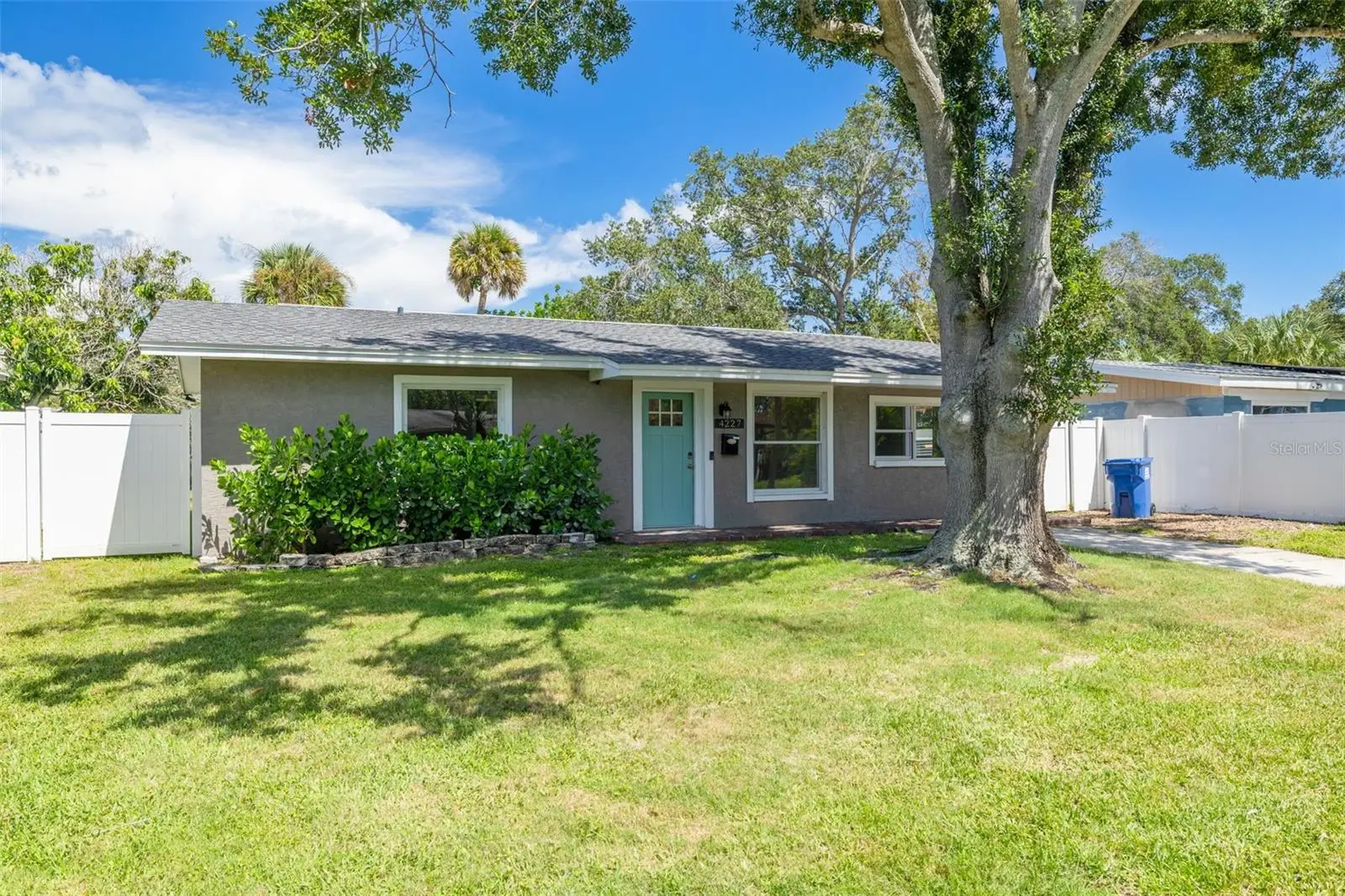 4227 Harrisburg Street, FL