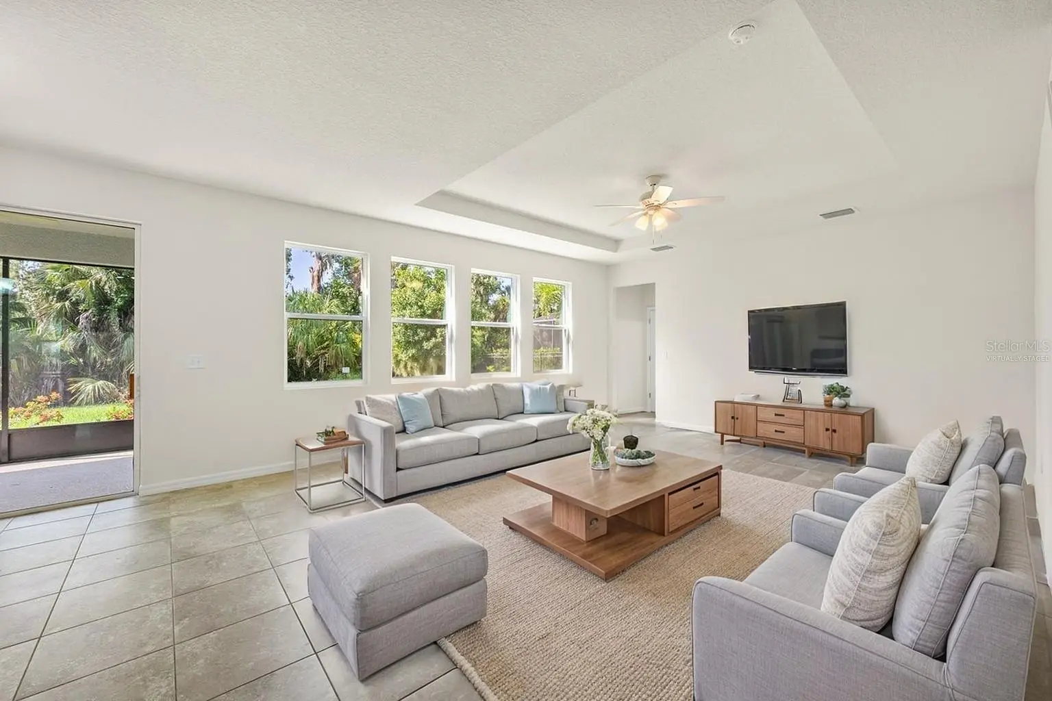 5715 Hevena Court, FL