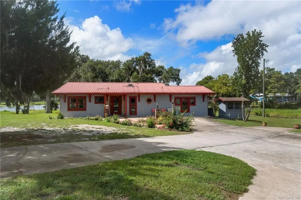 8004 Halcyon Isle Court, FL