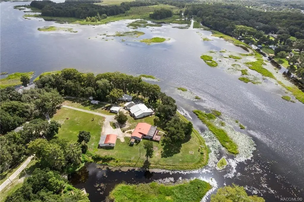8004 Halcyon Isle Court, FL