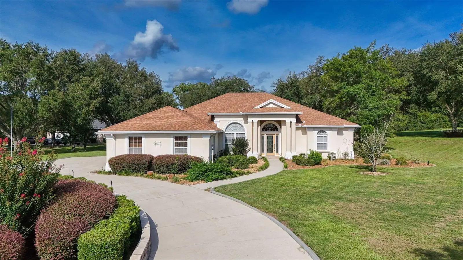 926 Triple Crown Loop, FL
