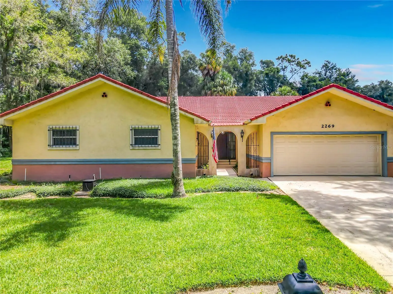 2269 Country Club Drive, FL