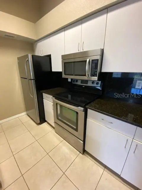 5028 Park Central Drive, FL